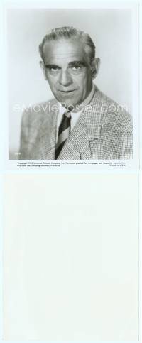 9y060 BORIS KARLOFF 8x10 still '55 head & shoulders portrait wearing suit & tie and half smiling!