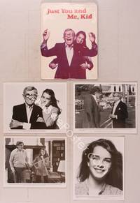 9z211 JUST YOU & ME, KID presskit '79 great images of George Burns & young Brooke Shields!