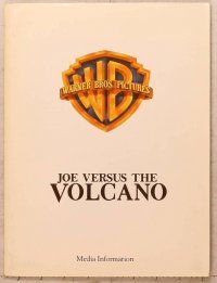 1j208 JOE VERSUS THE VOLCANO presskit '90 Tom Hanks, Meg Ryan, Lloyd Bridges, Abe Vigoda