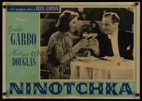 1k497 NINOTCHKA Italian photobusta R58 Greta Garbo has drinks with Melvyn Douglas, Ernst Lubitsch