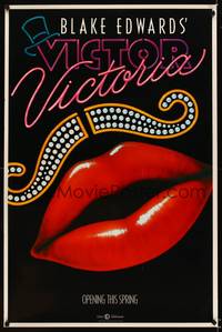 1v556 VICTOR VICTORIA teaser 1sh '82 Julie Andrews, Blake Edwards, lips & mustache art by Alvin!