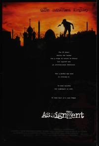1w060 ASSIGNMENT DS 1sh '97 Aidan Quinn, cool image of mideastern skyline!