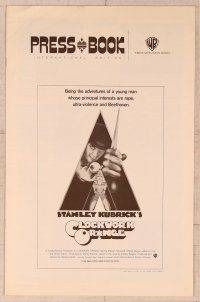 2f110 CLOCKWORK ORANGE int'l pressbook '72 Stanley Kubrick classic, Malcolm McDowell!