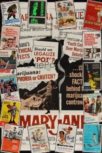 2g001 LOT OF 182 FOLDED ONE-SHEETS lot '58 - '01 Mary Jane, Jerk, Haunting, Murderer's Row & more!