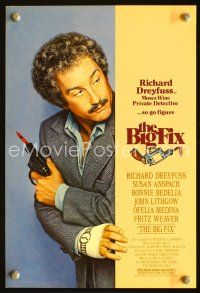 3b261 BIG FIX promo brochure '78 art of detective Richard Dreyfuss with crayon in his gun!