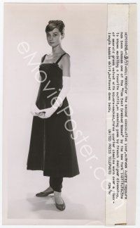 3r069 AUDREY HEPBURN 5.5x9 news photo '57 chosen one of the ten best women, wearing Givenchey!