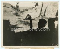 3r080 BLACK PIRATE candid deluxe 8x10 still '26 Douglas Fairbanks being photographed in the desert!