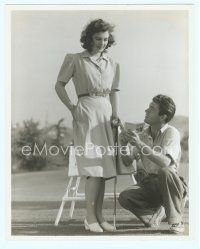3s037 AVA GARDNER deluxe 8x10 still '40s holding ball and club at Hollywood Golf Club!