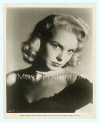 3s236 JANET LEIGH 8x10 still '58 great head & shoulders portrait in sexy black outfit & pearls!