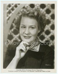 3s436 SHIRLEY BOOTH 8x10.25 still '53 head & shoulders portrait with hand on her chin!