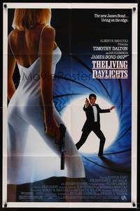 3t569 LIVING DAYLIGHTS 1sh '87 Timothy Dalton as James Bond & sexy Maryam d'Abo with gun!