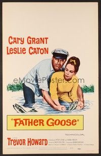 4a053 FATHER GOOSE WC '65 sea captain Cary Grant & pretty Leslie Caron grabbing fish with hands!