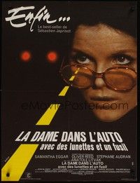 5e407 LADY IN THE CAR WITH GLASSES & A GUN French 23x32 '70 c/u of Samantha Eggar, Kerfyser art!
