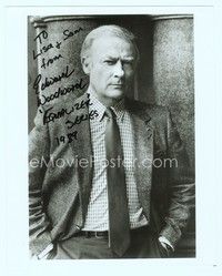 5g307 EDWARD WOODWARD signed 8x10 REPRO still '89 stern portrait from TV's The Equalizer!
