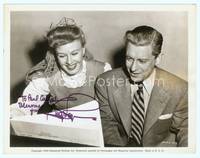 5g181 GINGER ROGERS signed candid 8x10 still '44 during the making of Lady in the Dark!