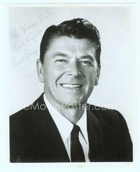 5g339 RONALD REAGAN signed 8x10 REPRO still '70s smiling head & shoulders portrait of the President