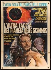 5h084 BENEATH THE PLANET OF THE APES Italian 1p '70 cool completely different art of Franciscus!