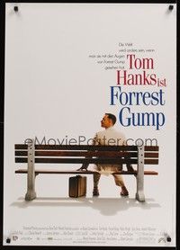 5s298 FORREST GUMP German '94 Tom Hanks sits on bench, Robert Zemeckis classic!