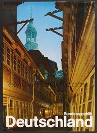 5t068 BUNDESREUBLIK DEUTSCHLAND German travel '80s Germany, cool image of alleyway in Hamburg!