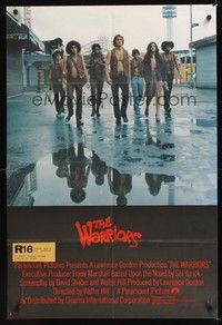 6c968 WARRIORS English 1sh '79 Walter Hill, cool image of Michael Beck, James Remar & more!