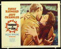 6d616 THUNDER IN THE SUN LC #1 '59 romantic close up of Susan Hayward & Jeff Chandler!
