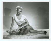 6m062 BEVERLY MICHAELS deluxe 8x10 still '52 sexy full-length portrait of the actress by Cronenweth!