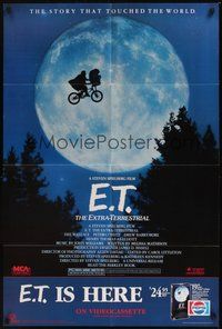 6p311 E.T. THE EXTRA TERRESTRIAL video 1sh R88 Steven Spielberg classic, bike over moon image!