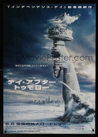 6y213 DAY AFTER TOMORROW Japanese '04 art of Statue of Liberty frozen in tidal wave!