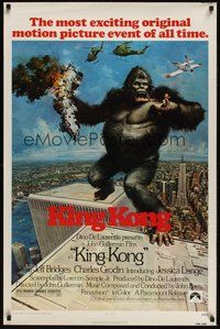 6y528 KING KONG 1sh '76 John Berkey art of BIG Ape on the Twin Towers!