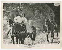 7b128 BIG COUNTRY 8x10 still '58 Gregory Peck kisses Jean Simmons as Alfonso Bedoya watches!