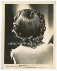 7b560 WITHOUT ORDERS 8x10 still '36 wackiest still ever, Sally Eiler's hairdo from behind!