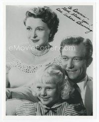7c198 DEE ANKERS DENNING signed 8x10 REPRO still '90s with her famous mom & dad, Evelyn & Richard!