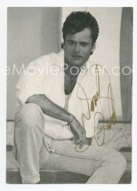 7c206 DONNY OSMOND signed 5x7 REPRO still '80s sitting on a porch in jeans & cool shirt!