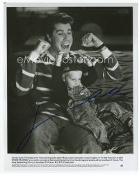 7c088 JOHN TRAVOLTA signed 8x10 still '89 on couch with Mikey from Look Who's Talking!