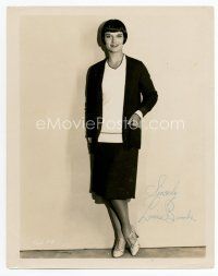 7c001 LOUISE BROOKS signed 8x10 still '20s great full-length smiling portrait with her famous hair!