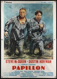 7h049 PAPILLON Italian 2p R1970s great art of prisoners Steve McQueen & Dustin Hoffman in swamp!