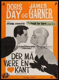 7w404 THRILL OF IT ALL Danish '63 different artwork of Doris Day kissing James Garner!