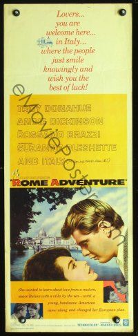 8a531 ROME ADVENTURE insert '62 Troy Donahue & Angie Dickinson in romantic close up in Italy!