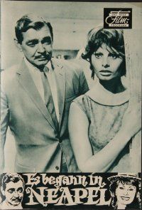 8g296 IT STARTED IN NAPLES German program '60 different images of Clark Gable & sexy Sophia Loren!