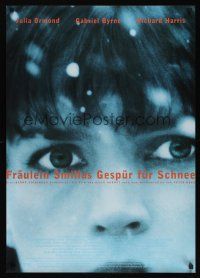 8j088 SMILLA'S SENSE OF SNOW German '97 extreme close-up of Julia Ormond!