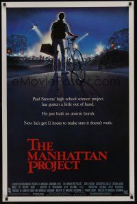 8k371 MANHATTAN PROJECT  1sh '86 Marshall Brickman, John Lithgow, cool artwork of police vs. kid!