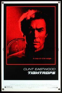 8k615 TIGHTROPE  1sh '84 Clint Eastwood is a cop on the edge, cool handcuff image!