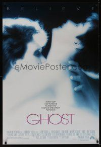8m262 GHOST 1sh '90 classic Patrick Swayze & Demi Moore romantic close up!