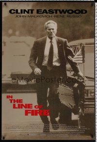 8m324 IN THE LINE OF FIRE DS 1sh '93 Wolfgang Petersen, Clint Eastwood as Secret Service bodyguard!