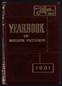 8r021 FILM DAILY YEARBOOK OF MOTION PICTURES miscellaneous '61 movie industry information!
