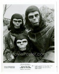 8w123 BATTLE FOR THE PLANET OF THE APES 8x10 still '73 Roddy McDowall with wife & son in makeup!
