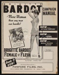 9a285 LIGHT ACROSS THE STREET pressbook R60 sexy Brigitte Bardot, Female and the Flesh!