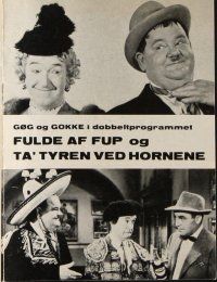 9d196 JITTERBUGS Danish program R60s many different images of wacky Stan Laurel & Oliver Hardy!