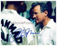 9g099 MICHAEL MANN signed color 8x10 REPRO still '02 candid portrait on the set of Ali!