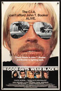 9g057 LOT OF 14 GOOD GUYS WEAR BLACK FORMERLY FOLDED ONE-SHEETS '77 Chuck Norris in cool shades!